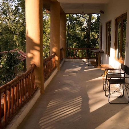 Emerald Tiger Retreat Tāla Exterior photo
